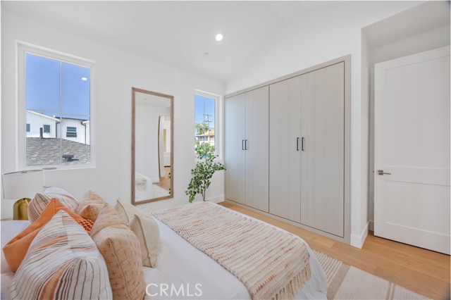 2420 Ives Lane, Redondo Beach, California 90278, 4 Bedrooms Bedrooms, ,3 BathroomsBathrooms,Residential,For Sale,Ives,SB25133700