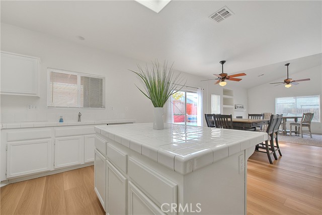 13207 Eastview, Victorville CA: https://media.crmls.org/medias/fc9b8af3-05b9-4768-ac6b-5ed711e1f6ac.jpg