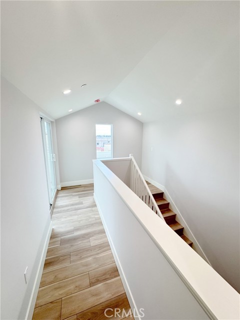 Detail Gallery Image 21 of 41 For 1819 Westholme Ave #1/2,  –,  CA 90025 - 3 Beds | 3/1 Baths