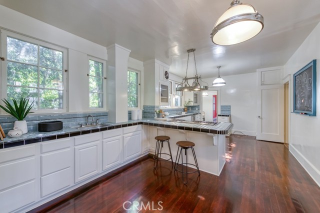 Detail Gallery Image 16 of 66 For 605 E Home Ave, Fresno,  CA 93728 - 5 Beds | 4/1 Baths