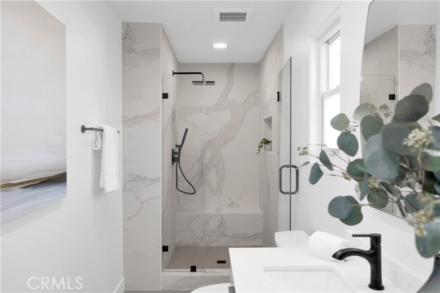 Image 29 of 60 For 21032 Shepherd