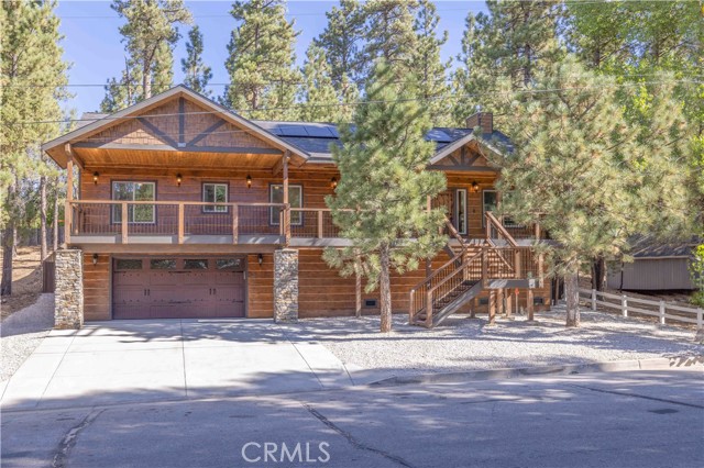 Detail Gallery Image 1 of 12 For 41538 Park Ave, Big Bear Lake,  CA 92315 - 4 Beds | 3 Baths