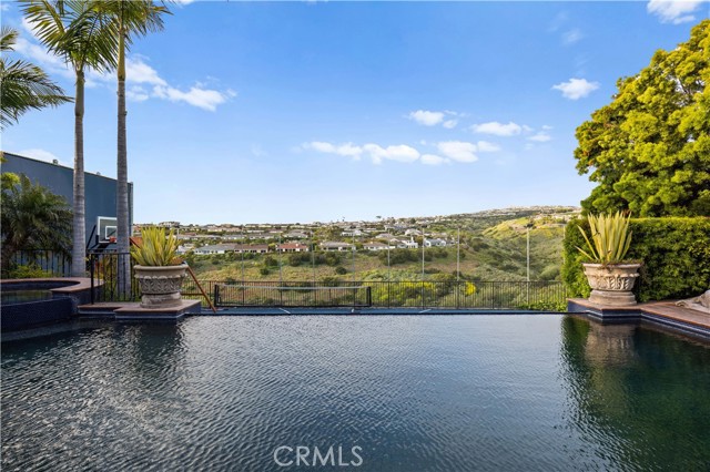 Image 43 of 54 For 445 Isabella Ter