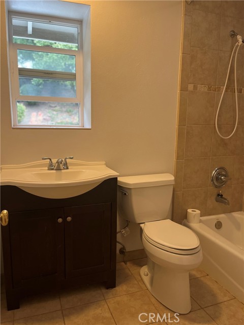 Detail Gallery Image 10 of 15 For 3587 Calle Quebracho, Thousand Oaks,  CA 91360 - 4 Beds | 2 Baths