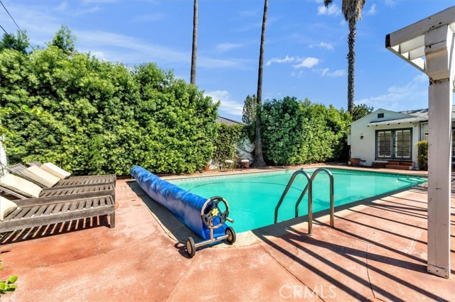 2 Bed Home for Sale in Valley Village, California