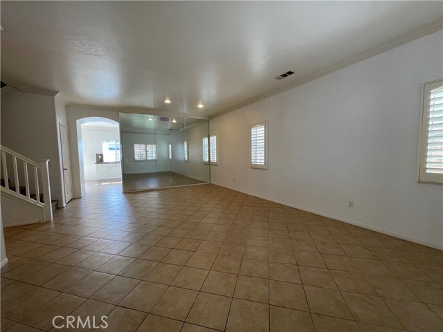 37000 Sabal Avenue, Palmdale CA: https://media.crmls.org/medias/fc9f2a93-0637-4247-87db-394faa66209d.jpg
