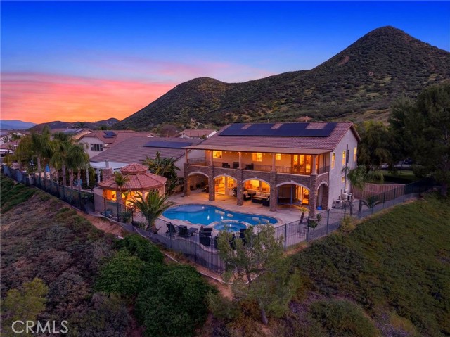 Detail Gallery Image 37 of 57 For 31860 Willow Wood Ct, Lake Elsinore,  CA 92532 - 4 Beds | 3 Baths