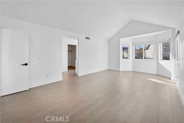 Detail Gallery Image 22 of 42 For 26921 Terri Dr, Canyon Country,  CA 91351 - 3 Beds | 2/1 Baths