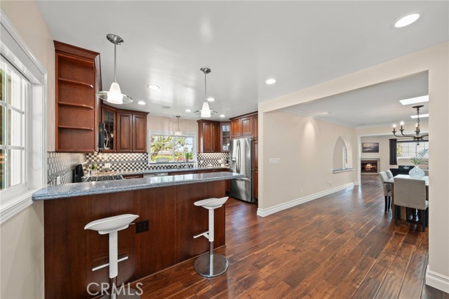 400 Campdell Street, Playa del Rey CA: https://media.crmls.org/medias/fca16ba9-71e9-4081-9dc6-aa3dd15c62be.jpg