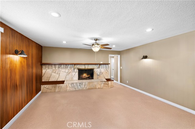 2304 Lewis Street, Santa Ana CA: https://media.crmls.org/medias/fca22641-6f4c-4dde-aed6-664360af54f5.jpg