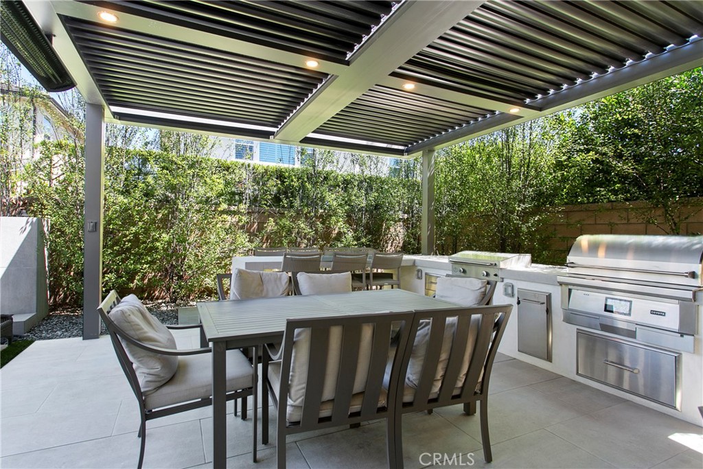 Fca42a9e 2632 460d A9b8 01bbf40af69b