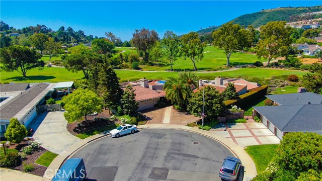30421 Mirador Court, Laguna Niguel CA: https://media.crmls.org/medias/fca46e06-dcb2-4221-8d1b-42c0338ce3e6.jpg