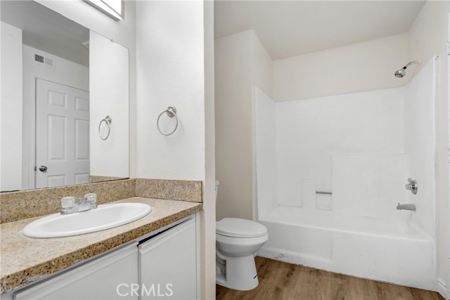 1265 Kendall Drive, San Bernardino CA: https://media.crmls.org/medias/fca4e7bb-c4da-4efe-baa3-dfab382627f3.jpg
