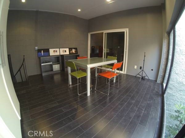 11417 Miranda Street, North Hollywood (los Angeles), California 91601, ,Commercial Lease,For Rent,11417 Miranda Street,CRSR25022604
