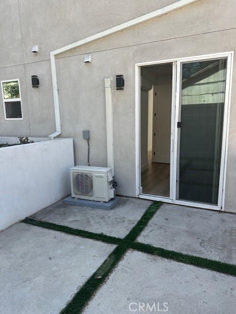 Detail Gallery Image 10 of 11 For 14247 Sylvan, Van Nuys,  CA 91401 - 1 Beds | 1 Baths