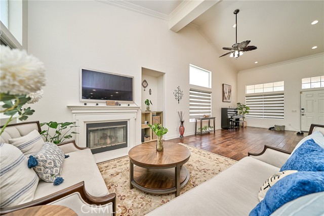 Detail Gallery Image 13 of 62 For 25437 Chisom Ln, Stevenson Ranch,  CA 91381 - 4 Beds | 3 Baths