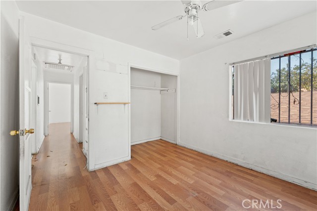 2750 Ballard Street, Los Angeles CA: https://media.crmls.org/medias/fca7726a-cd98-4ccf-91c2-c2209bc14689.jpg