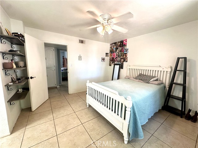 644 Whittendale Street, Bakersfield CA: https://media.crmls.org/medias/fca83337-33f8-45d7-989f-1b13d7dc9406.jpg