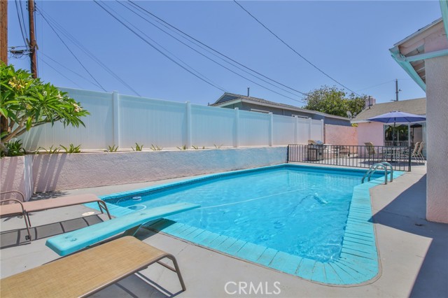 12122 Goldendale Drive, La Mirada CA: https://media.crmls.org/medias/fca91b95-e90a-4058-9938-c550a0d5309e.jpg