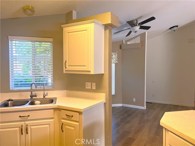 Image 8 of 24 For 31768 Via Verde