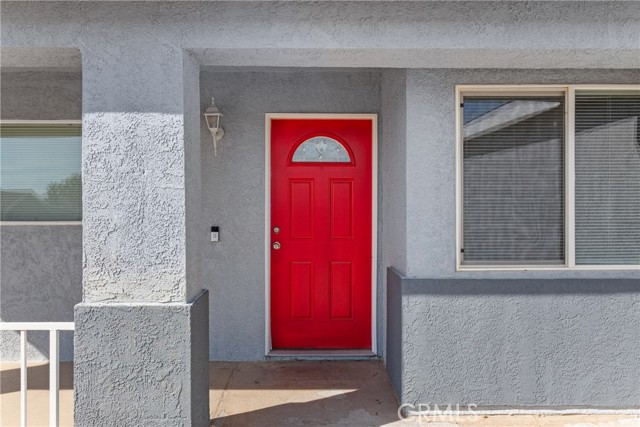 Detail Gallery Image 3 of 21 For 1049 Barrington, Rosamond,  CA 93560 - 3 Beds | 2 Baths