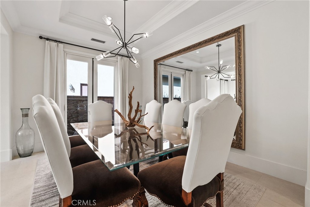 MLS #OC25222504 image #10