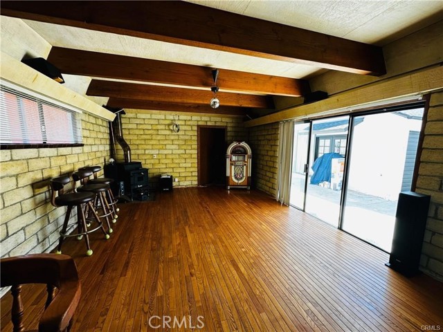 8414 Bleriot Avenue, Los Angeles CA: https://media.crmls.org/medias/fcaab983-f33f-4dd3-8161-eb1a32dd53e6.jpg