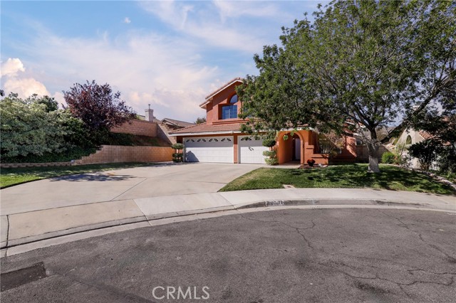 Detail Gallery Image 2 of 49 For 40501 Palmas Ct, Palmdale,  CA 93551 - 3 Beds | 2/1 Baths