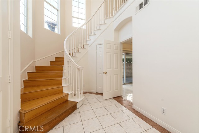 326 Genoa, Arcadia CA: https://media.crmls.org/medias/fcac16c5-b298-4f7a-bffd-2bb2b8601790.jpg