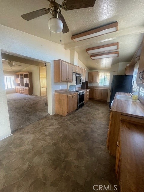 2230 Lake Park Drive, San Jacinto CA: https://media.crmls.org/medias/fcac241b-ab60-4d10-9654-ed07e1fb6c03.jpg