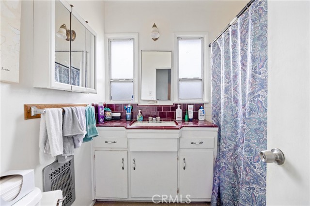 7437 Laura Street, Downey CA: https://media.crmls.org/medias/fcad7003-f894-4f0f-944b-fa26ec9cdb6a.jpg