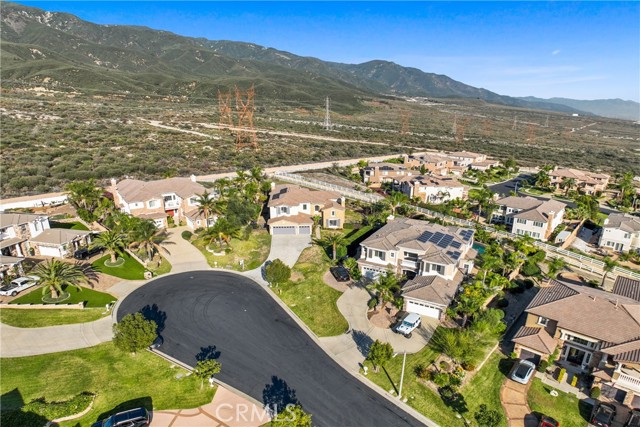 4925 Lone Acres Court, Rancho Cucamonga CA: https://media.crmls.org/medias/fcad8e6d-bd6d-45b9-903b-cfb5bca5c92d.jpg
