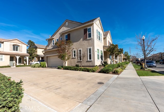 Detail Gallery Image 4 of 54 For 3109 E Chip Smith Way, Ontario,  CA 91762 - 3 Beds | 2/1 Baths