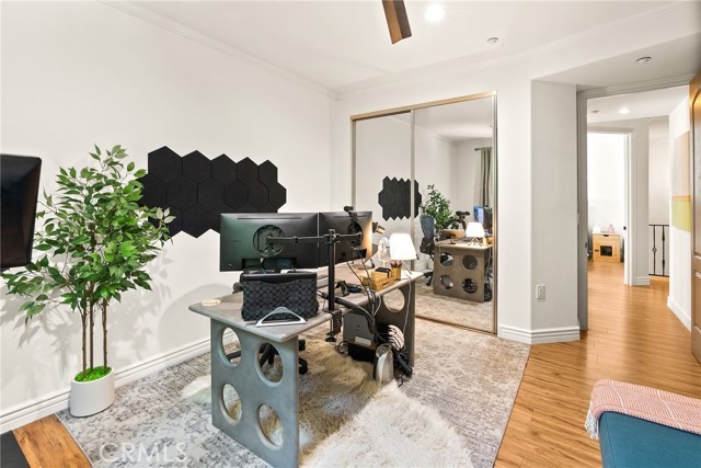 11145 Sunshine Terrace, Studio City CA: https://media.crmls.org/medias/fcb00297-efb6-4566-9ceb-c13f65cd5481.jpg