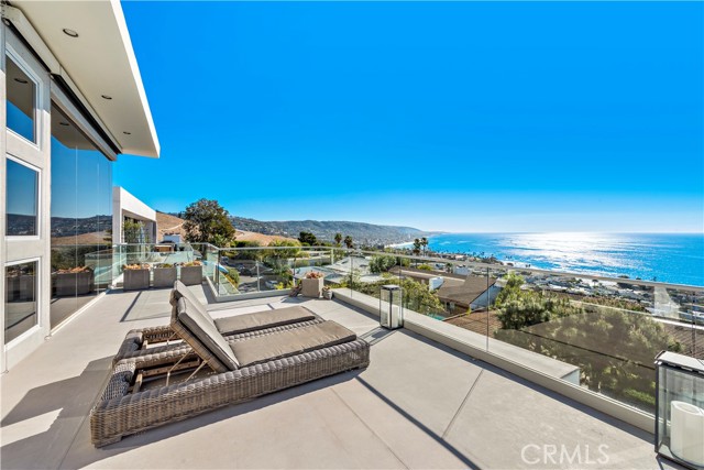 Detail Gallery Image 32 of 57 For 535 Dunnegan Dr, Laguna Beach,  CA 92651 - 4 Beds | 3/1 Baths