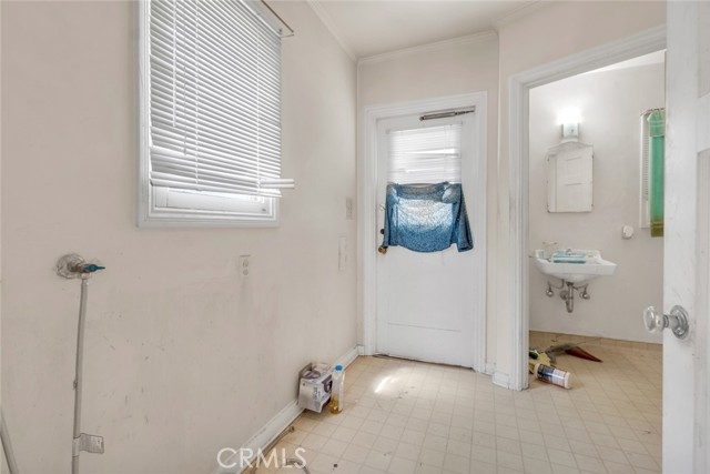 311 N Del Mar Avenue, San Gabriel CA: https://media.crmls.org/medias/fcb0af24-7ab4-4626-9bac-c52026a05421.jpg