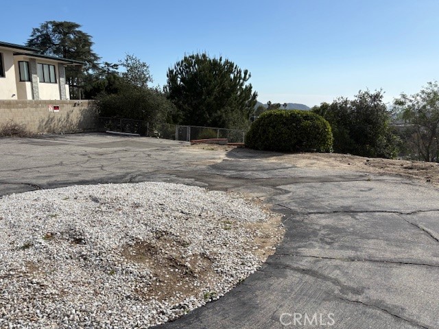 Detail Gallery Image 19 of 23 For 2124 Patagonia Dr, La Canada Flintridge,  CA 91011 - 4 Beds | 2/1 Baths