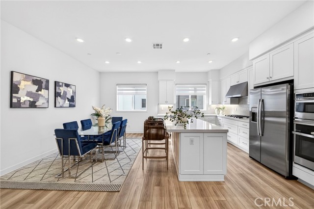 Detail Gallery Image 12 of 60 For 132 Abacus, Irvine,  CA 92618 - 3 Beds | 3/1 Baths