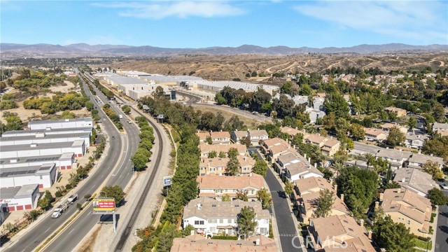 Detail Gallery Image 24 of 33 For 22754 Little Fall Ct, Saugus,  CA 91350 - 3 Beds | 3 Baths