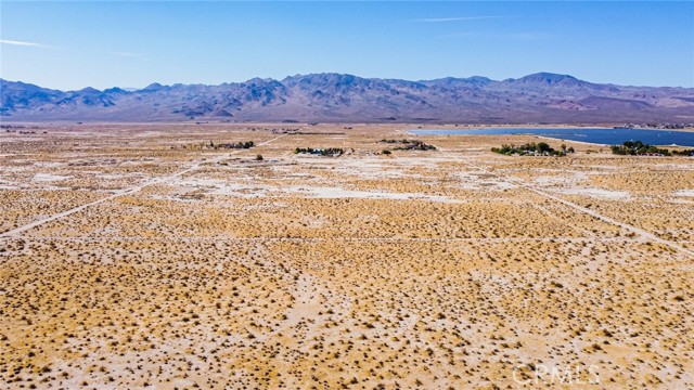 Detail Gallery Image 9 of 22 For 33501 Condor Rd, Newberry Springs,  CA 92365 - – Beds | – Baths