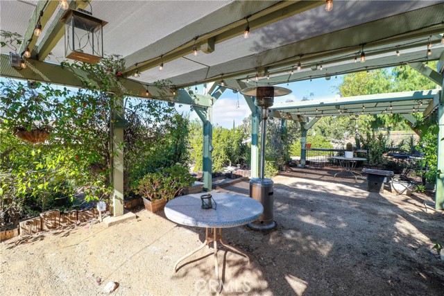 Detail Gallery Image 37 of 44 For 16750 Canyon View Dr, Riverside,  CA 92504 - 4 Beds | 2 Baths