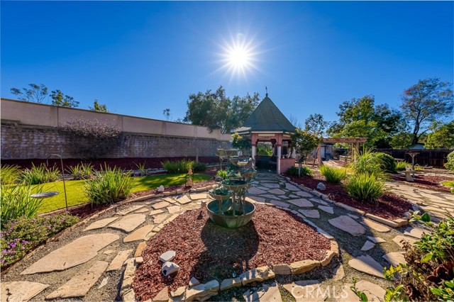 Detail Gallery Image 49 of 60 For 554 Edgewater, Oceanside,  CA 92057 - 4 Beds | 3 Baths