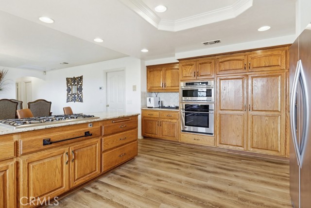 Detail Gallery Image 16 of 55 For 28572 Meadow Mesa Ln, Escondido,  CA 92026 - 4 Beds | 5/1 Baths