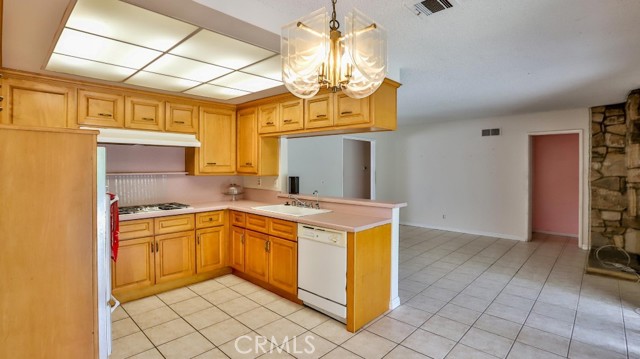 Detail Gallery Image 16 of 52 For 1643 Manor Gate Rd, Hacienda Heights,  CA 91745 - 4 Beds | 2 Baths