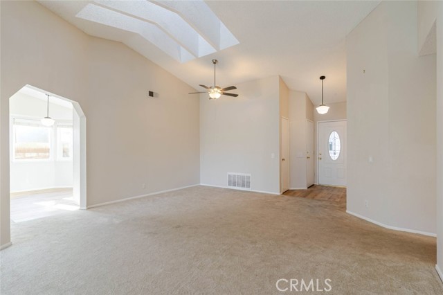 Detail Gallery Image 5 of 28 For 44022 31st St, Lancaster,  CA 93536 - 3 Beds | 2 Baths