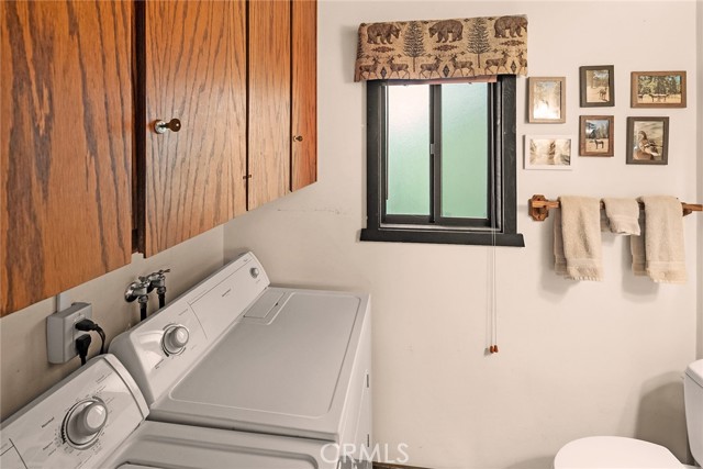 1281 Sand Canyon, Big Bear Lake CA: https://media.crmls.org/medias/fcb5099e-e736-45de-8d48-5a6c1e4b2e2e.jpg