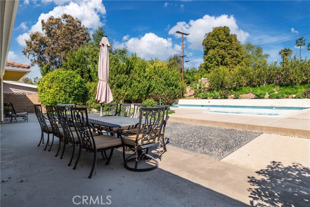 Detail Gallery Image 27 of 34 For 4432 Leydon Ave, Woodland Hills,  CA 91364 - 3 Beds | 2 Baths