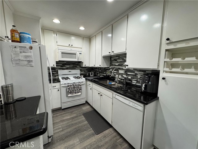 Detail Gallery Image 10 of 26 For 1101 W Macarthur Bld #192,  Santa Ana,  CA 92707 - 1 Beds | 1 Baths