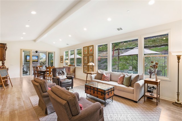 112 Cerrero Court, Rancho Mission Viejo CA: https://media.crmls.org/medias/fcb62664-37cc-453d-97e0-516025ad5ee2.jpg