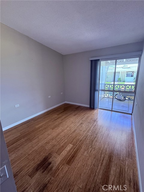 Detail Gallery Image 2 of 9 For 1661 Monterey #16-D,  Seal Beach,  CA 90740 - 1 Beds | 1 Baths